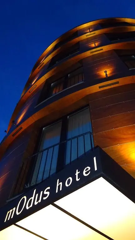 וארנה Modus Hotel