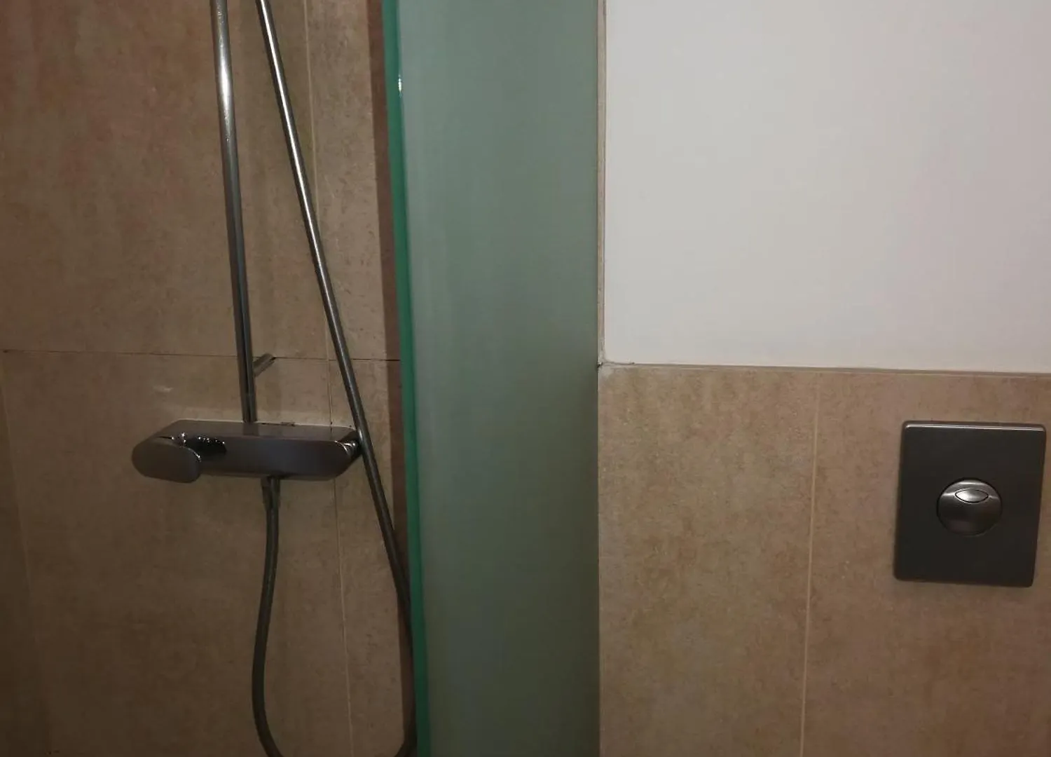 וארנה Modus Hotel