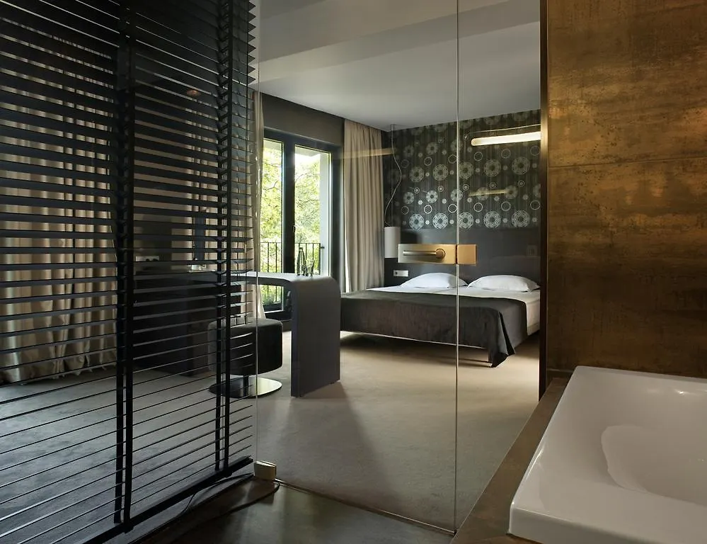 וארנה Modus Hotel