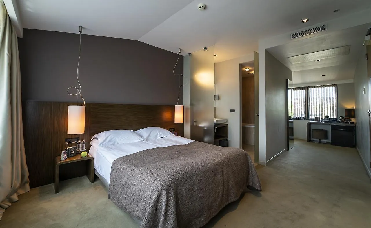 וארנה Modus Hotel