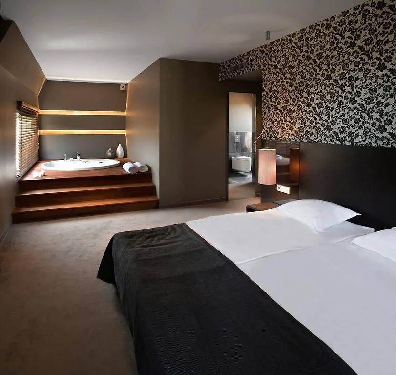 וארנה Modus Hotel