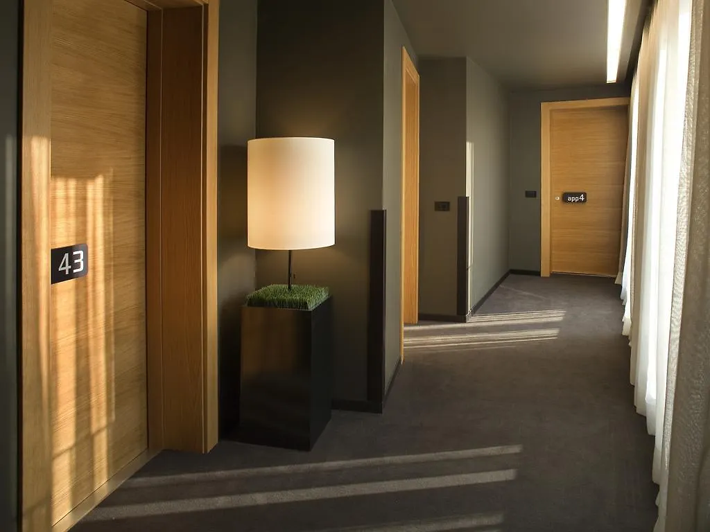 וארנה Modus Hotel